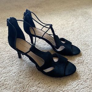 Tahari Suede Heels